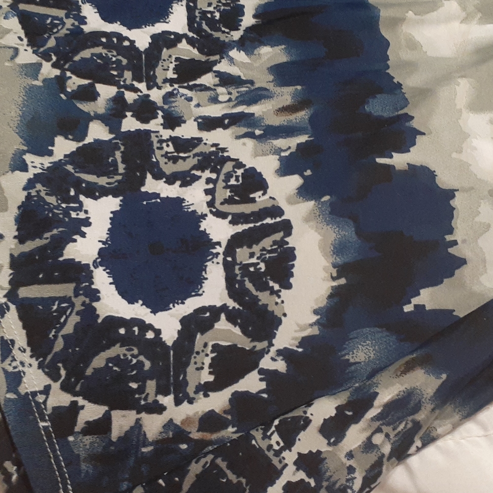 Dress - Picture 12 of 16